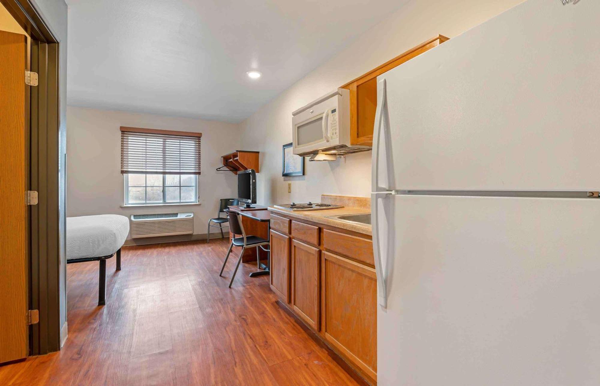 Extended Stay America Select Suites - Indianapolis - Greenwood Esterno foto